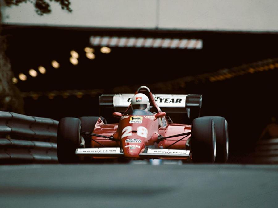  Ferrari 126 C2B 1983 года  (фото 1 из 6)